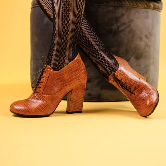 Tejus Ankle Boots Chic Lace-up Rounded Toe Booties - Picture 5 of 5